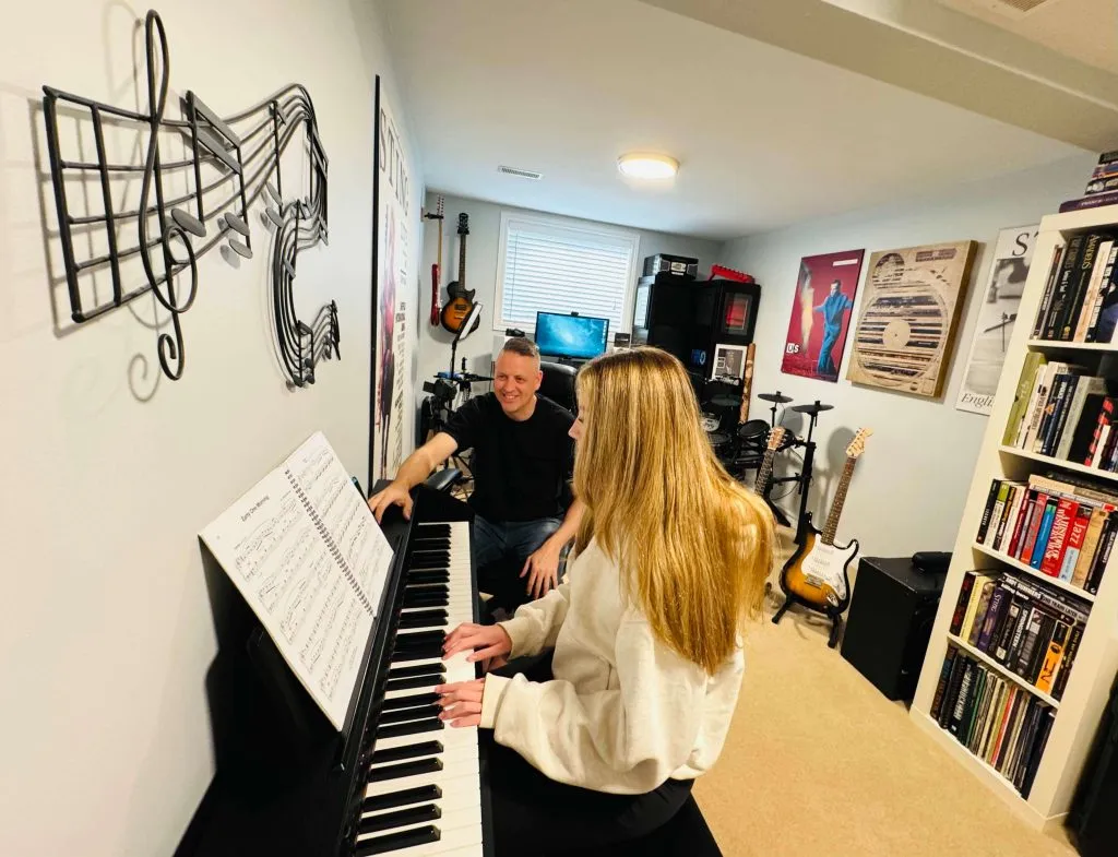 Dan teaching piano